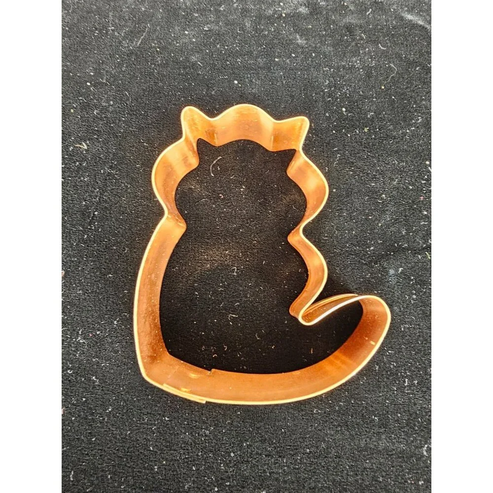 Kitchen Collectables Cat Kitten Pet Shaped Heavy Copper Cookie Treat Cutter 3.5”